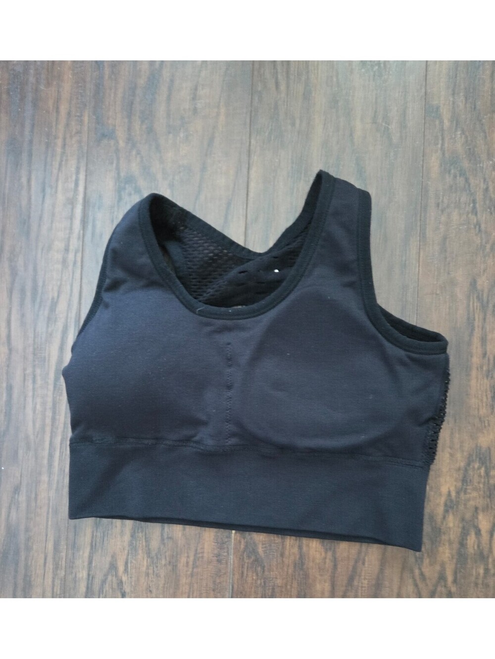 Black sports bra